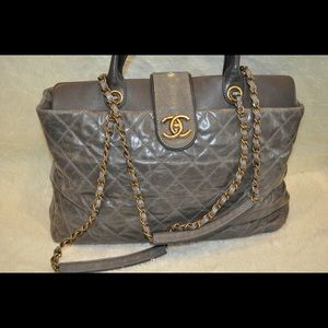 ❌SOLD❌ CHANEL grey glazed calfskin and stingray tote